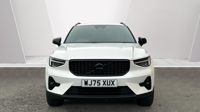 Volvo XC40 2.0 B3P Plus Black Edition 5dr Auto Petrol Estate